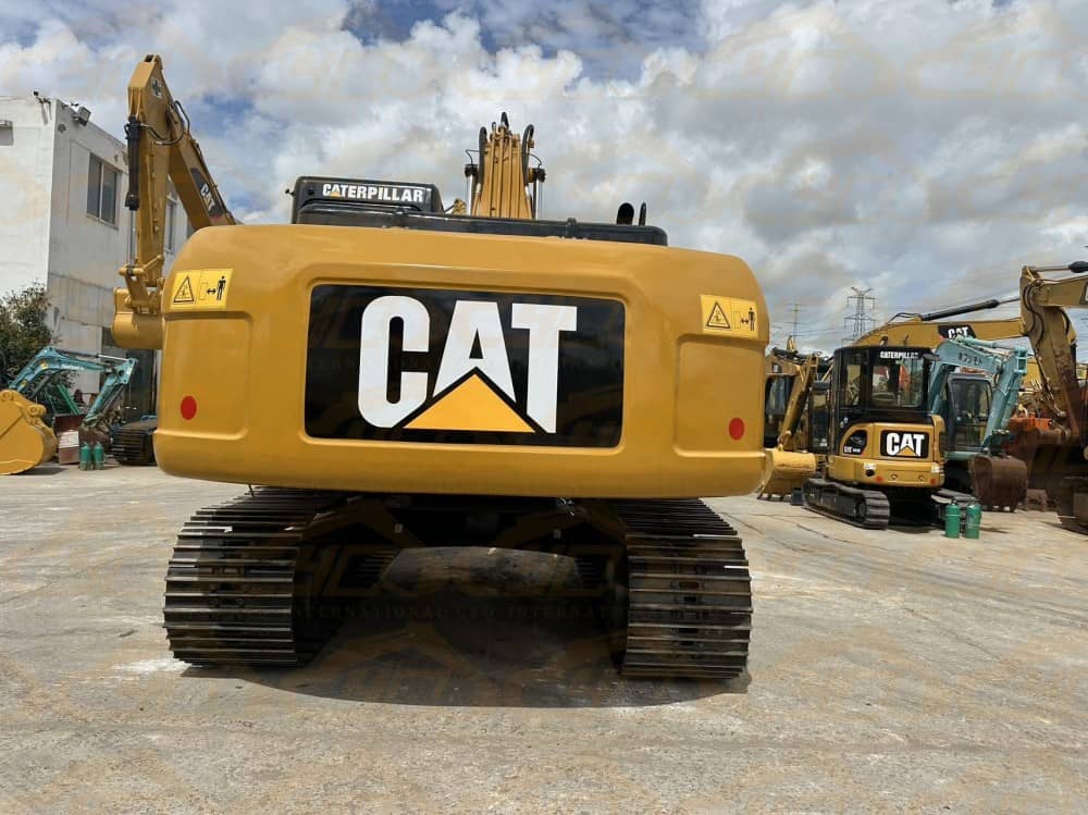 2017 Cat 320D2 Excavator | 850 Hours