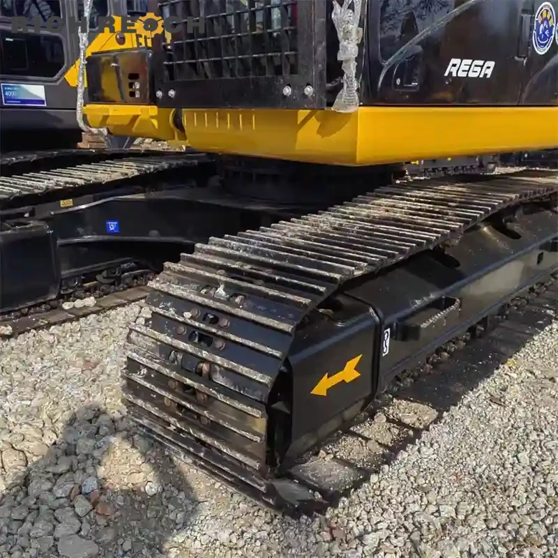 Used CAT320D2 bucket linkage wear plates high efficiency USD