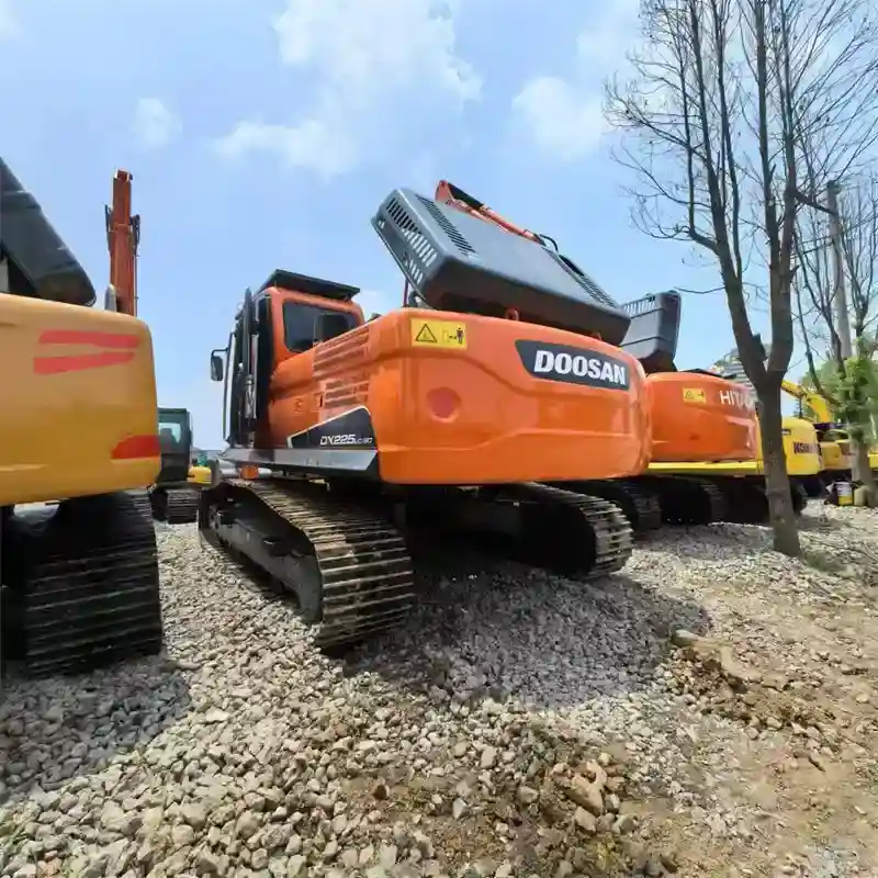 Bucket teeth and side cutters – used Doosan DX225LC-9C excavator high efficiency USD sale