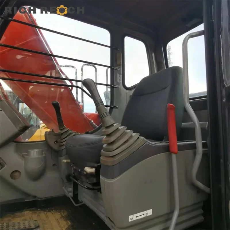 Used Hitachi ZAXIS 120 excavator – boom foot pin and grease point