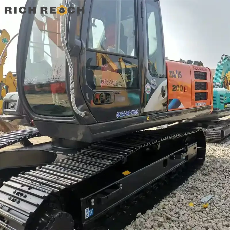 Used Hitachi ZAXIS 200 excavator – left side long track – stable undercarriage with good tread life