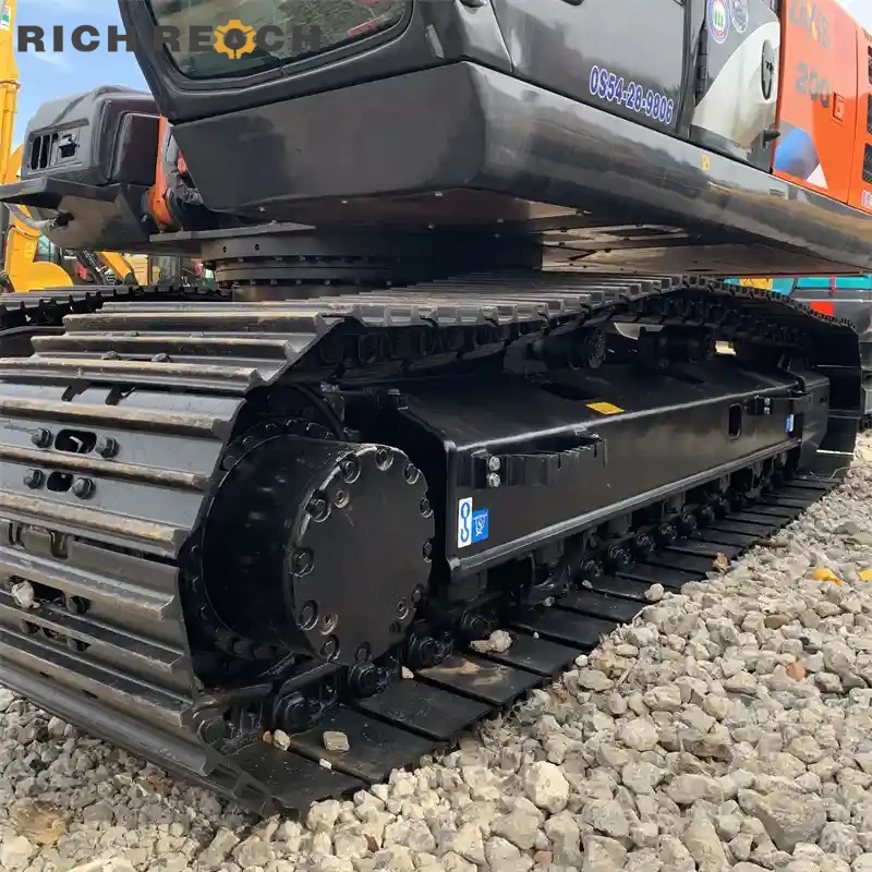 Used Hitachi ZAXIS 200 excavator – radiator and hydraulic cooler – optimal cooling performance