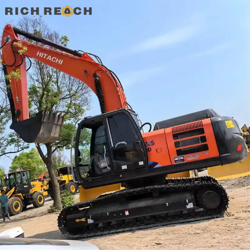 Sprocket and final drive of a used Hitachi ZAXIS 240 excavator