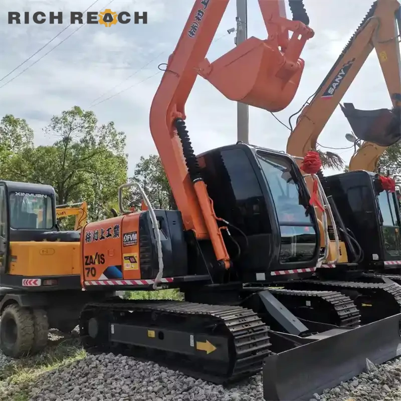 Isuzu 4LE2 engine in a used Hitachi ZAXIS 70 excavator, low hours, USD price