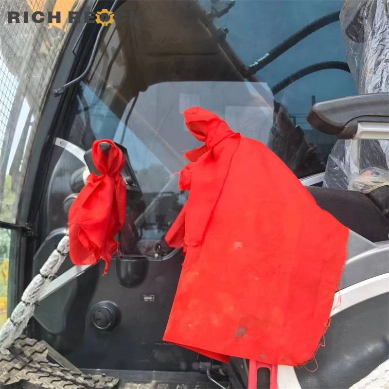Bucket attachment of a low-hour used Hyundai 220-9S excavator for sale – Richreach