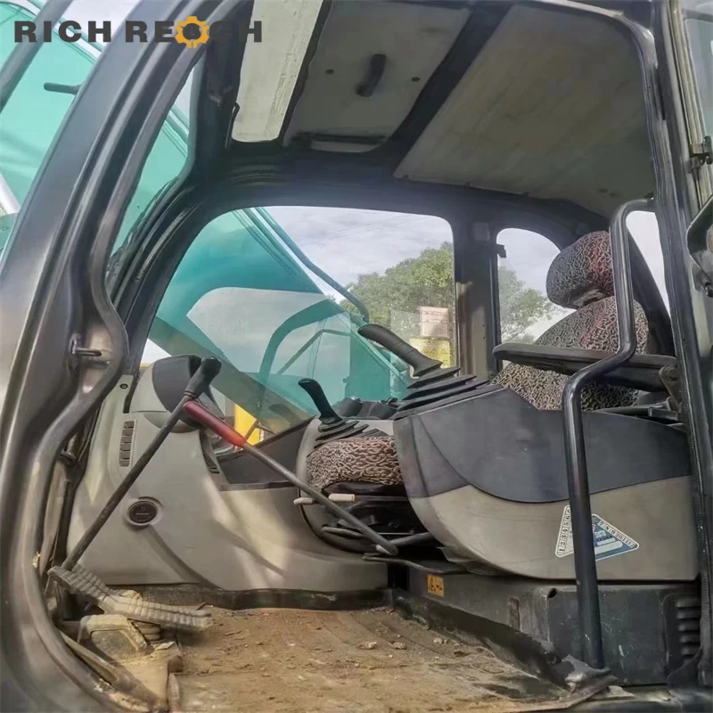 Used Kobelco 260D excavator for sale – Hino J05E-TA engine, low hours and lower fuel consumption