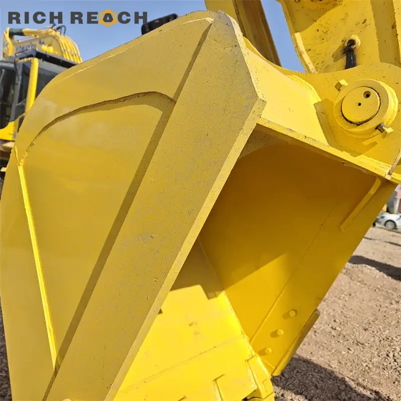 Engine compartment of a used Komatsu PC400 excavator showing Komatsu SAA6D125 engine, low hours, top condition