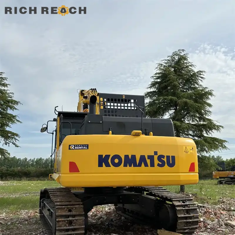 Mining bucket with tungsten teeth on used Komatsu PC450LC – rugged crawler excavator for sale, ideal for rock excavation