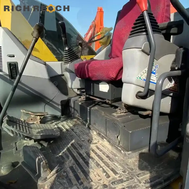 Used Komatsu PC78 excavator right side pump room – well maintained, priced in USD