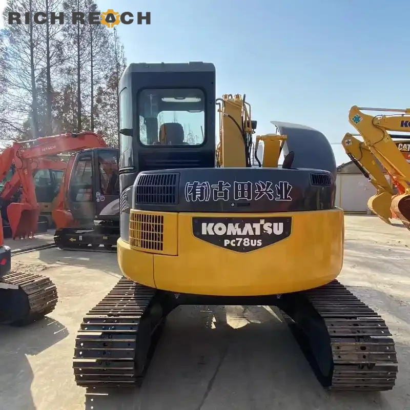 Used Komatsu PC78 excavator track chain and master link – low hours, strong undercarriage