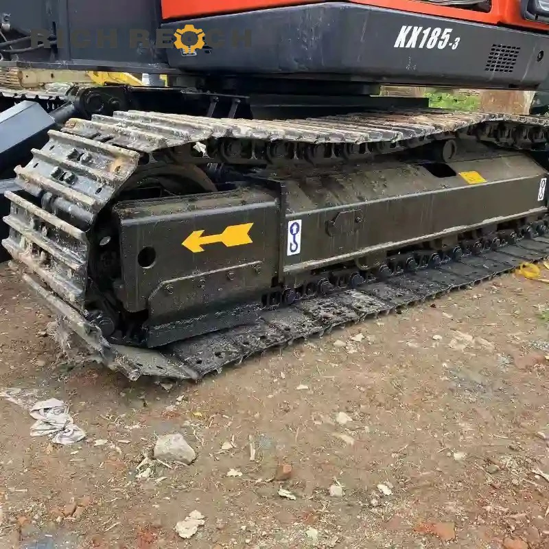 Bucket cylinder rod chrome surface on a used Kubota 185-3 excavator