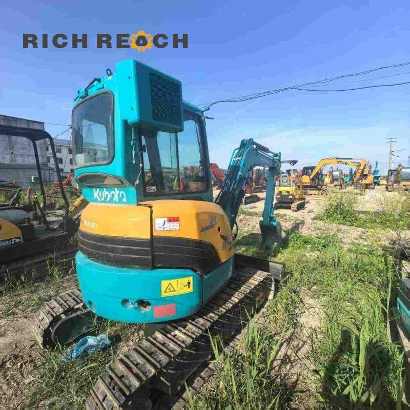 Bucket attachment of a used 2025 Kubota U-30 green mini excavator, second hand excavator priced at $16,667 – Richreach