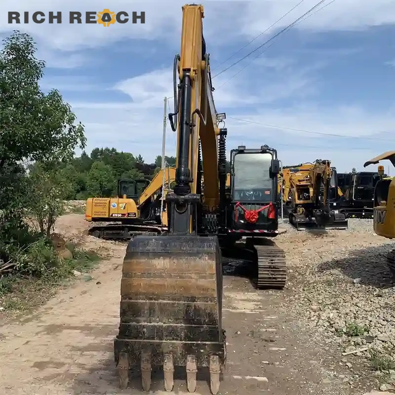 Bucket cylinder pin and lock on a used Sany 135C excavator
