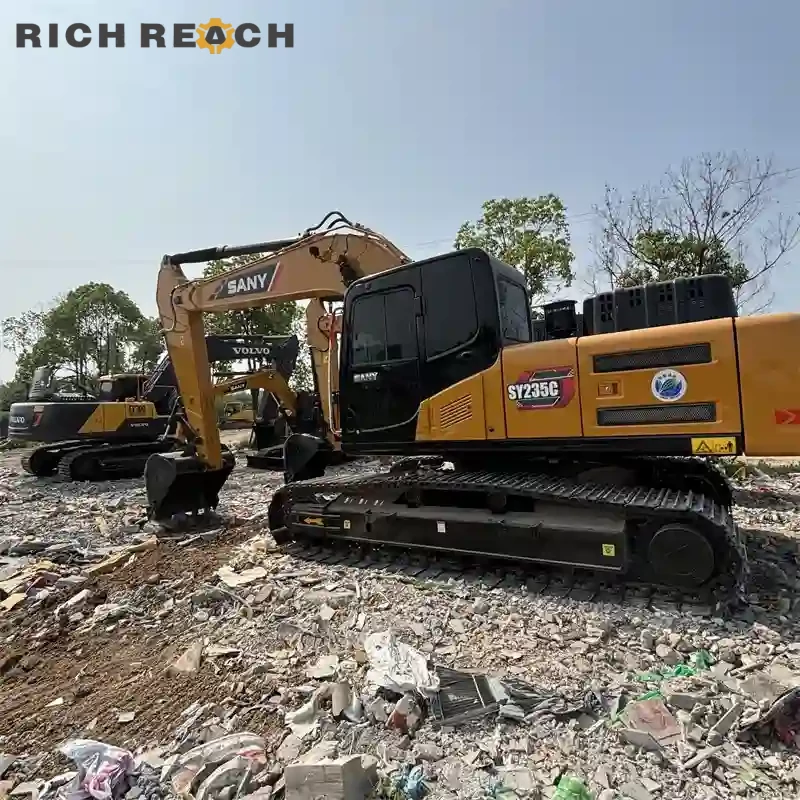 Isuzu 6HK1 engine of used Sany 235C excavator, low hours, high fuel efficiency, priced in USD – contact Richreach