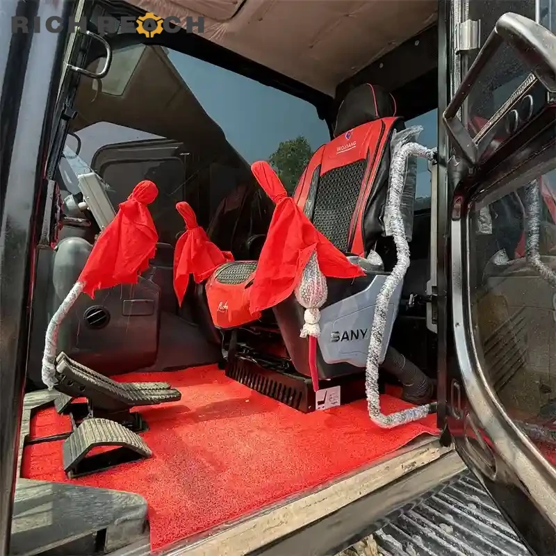 Rear counterweight and robust chassis – used Sany 235C excavator, low hours, high efficiency, ready for sale in USD