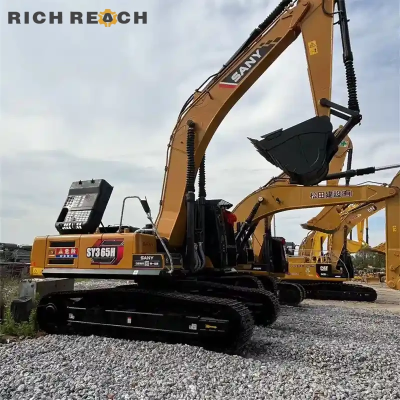 Right side fuel tank and platform of used Sany 305H excavator
