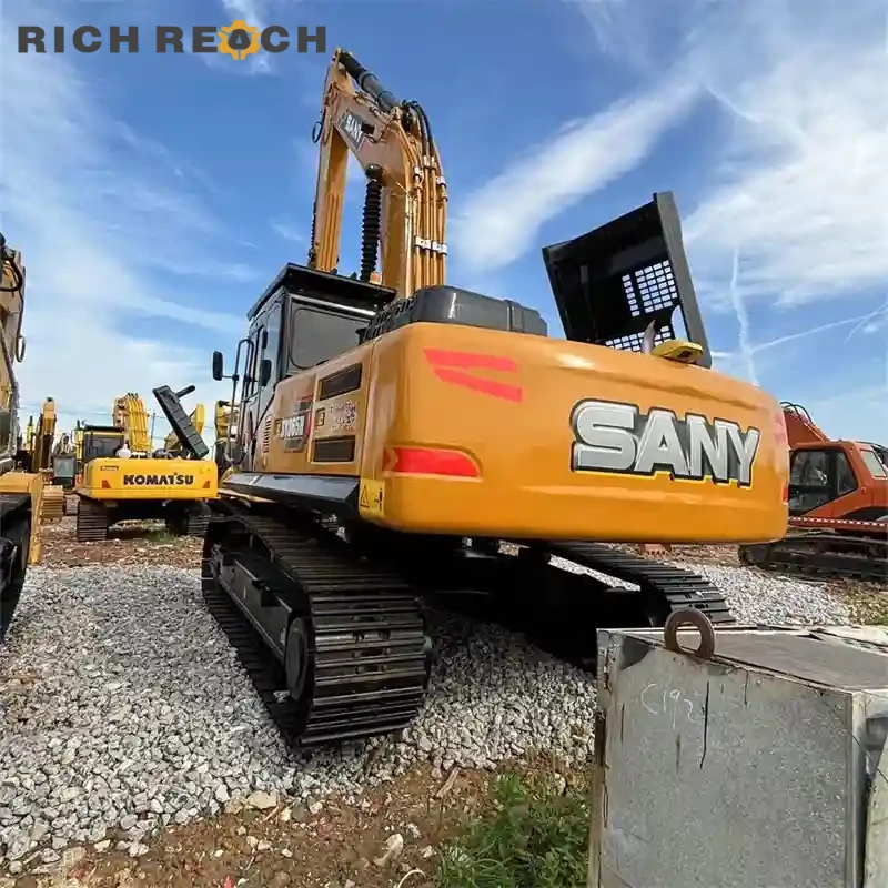 Left side heavy-duty track and undercarriage of used Sany 365H excavator for sale, low wear, great condition, priced in USD