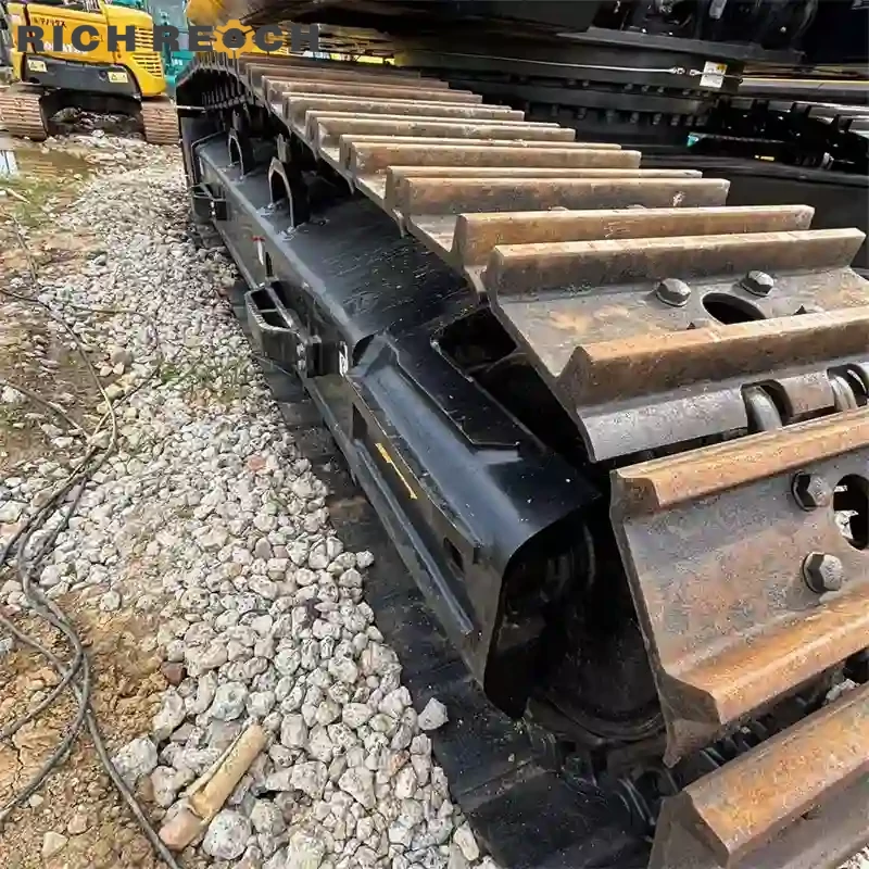 Used Sany 550H excavator bucket cylinder and extreme-duty bucket teeth, low hour machine for sale