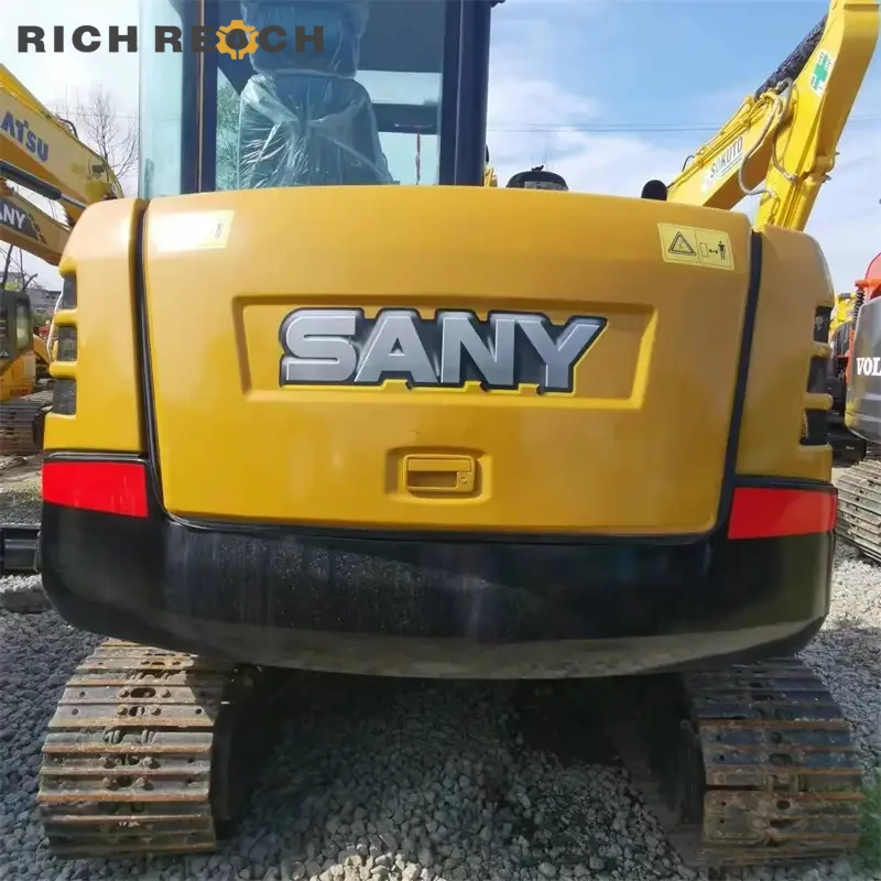 Used Sany 60C Pro excavator left side boom offset – working in tight spaces