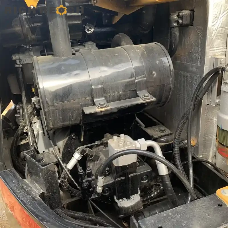 Track chain and sprocket of used Sany 60C mini excavator for sale, low wear