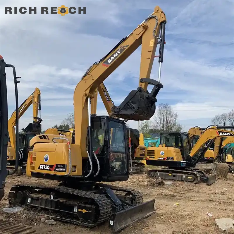 Used Sany 75C Pro excavator bucket interior and wear strips – low fuel consumption machine