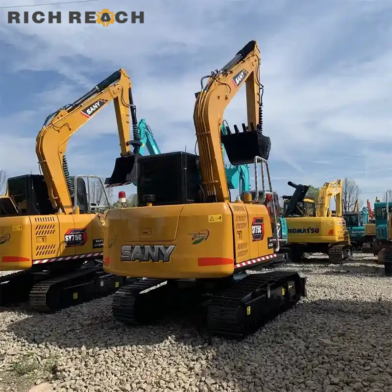 Arm pin and bushing condition of a used Sany SY75C – minimal wear, ready for work, competitive USD price