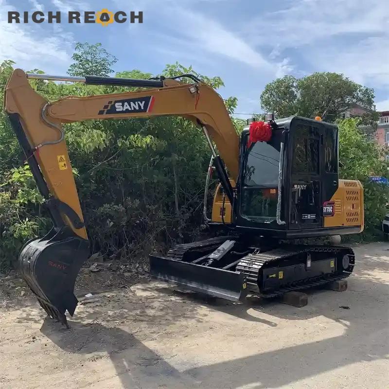 Front canopy and blade of a used Sany 75C crawler excavator – robust design, minimal scratches