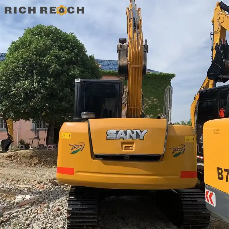 Radiator and hydraulic cooler of a used Sany 95C excavator – well-maintained, low-hour machine for sale, get a quote