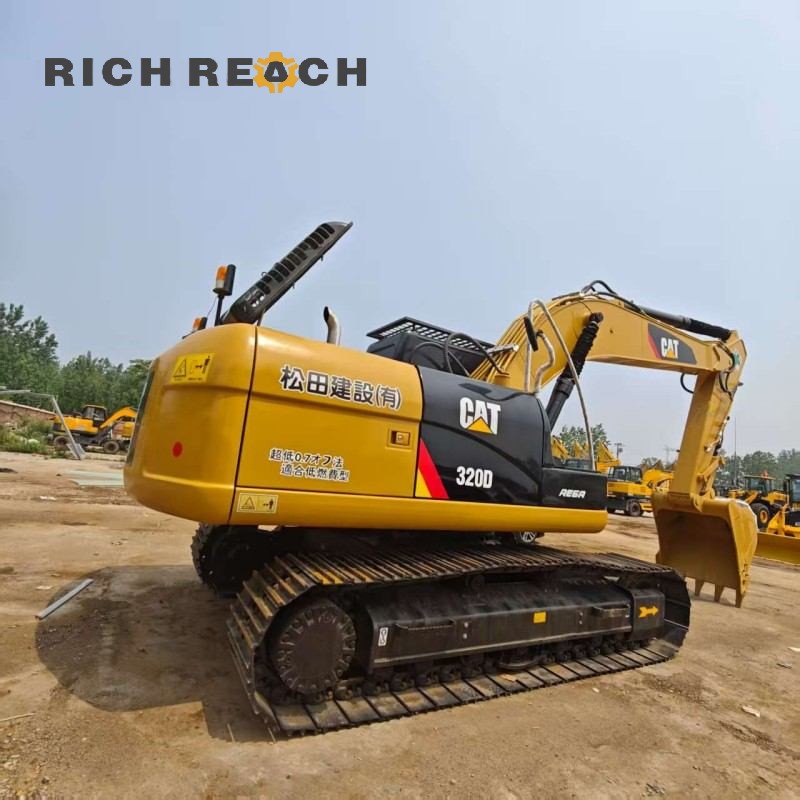 2024 Cat 320D left side 350 hours $26,500