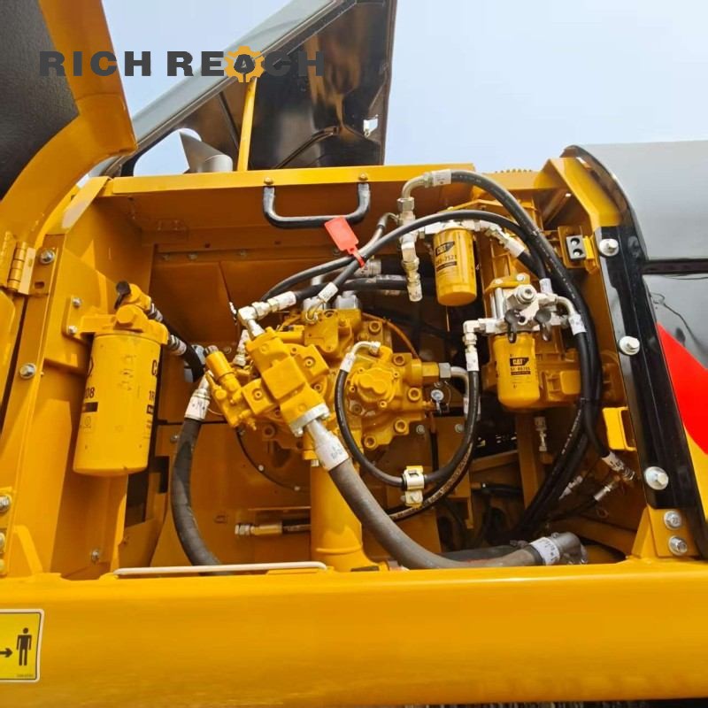 2025 Cat 336D2L engine bay $80,500