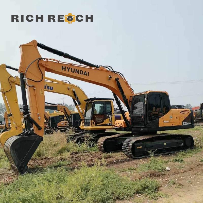 Bucket attachment of a used 2025 Hyundai 225LC-9S excavator, 22 ton, $33,670 - Richreach
