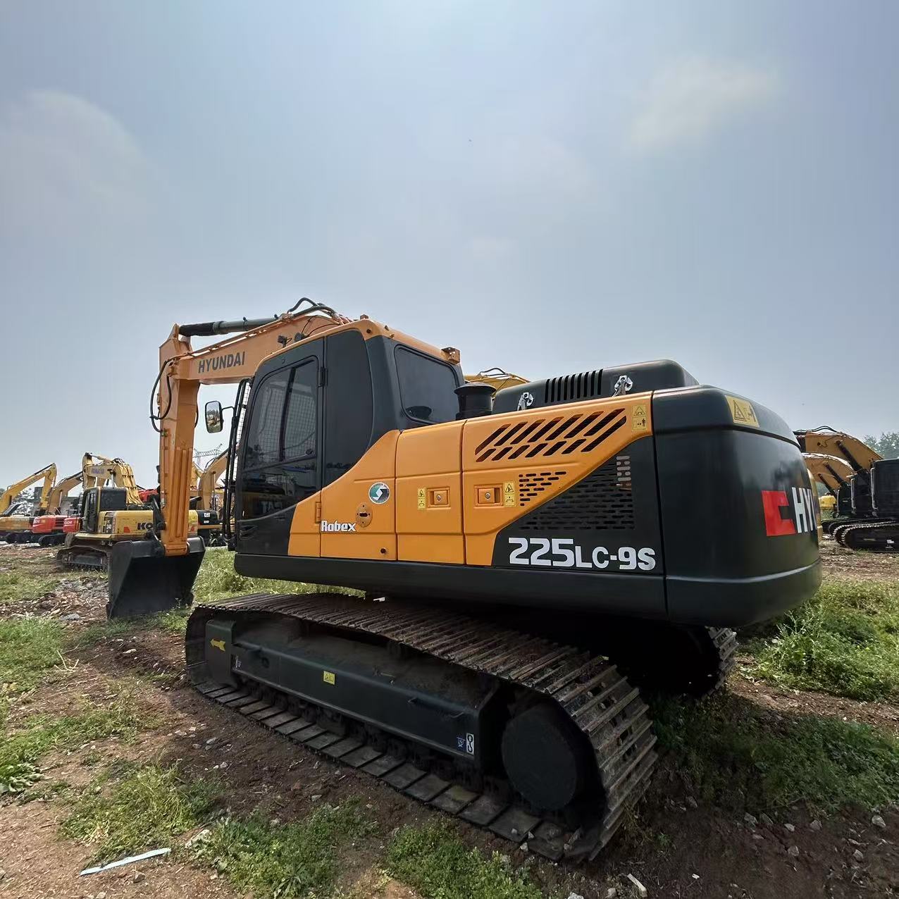 hyundai 225lc 9s hydraulic pump and components