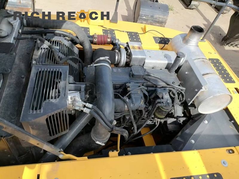 Engine compartment of a used Komatsu PC350 excavator | Price on request