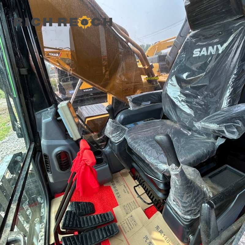 Track and sprocket condition of a used 2020 SANY 215C excavator, low hours, $30,556