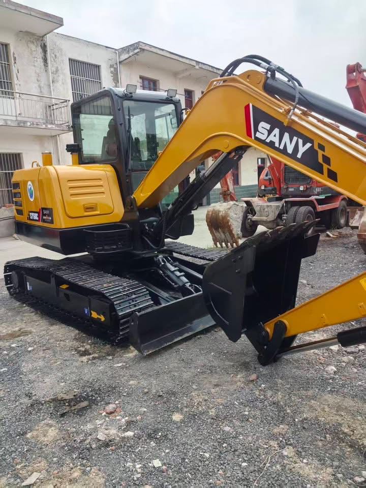 sany 60 hour meter 600 hours 2022 excavator