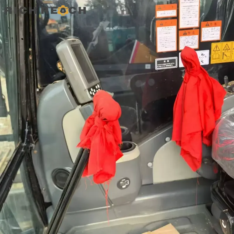 Undercarriage and tracks of used excavator CAT 336D2 beast performance for stability