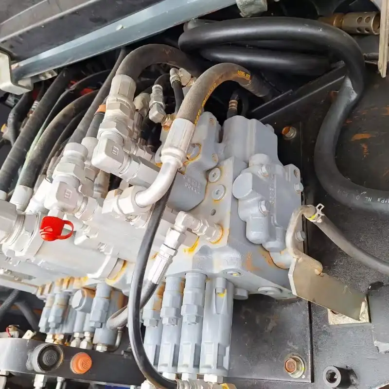 Heavy duty bucket attachment for sale with used Kubota KX183 super deal