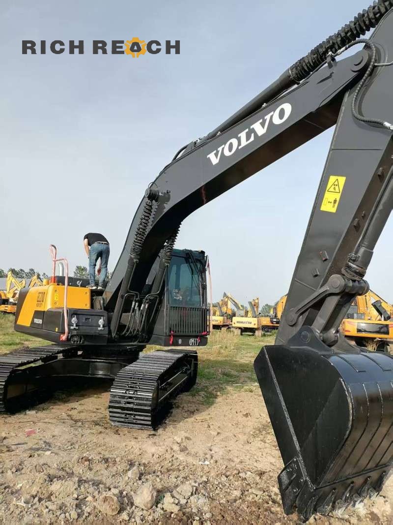 VIN plate – 2023 Volvo EC210 crawler excavator for sale $29,300