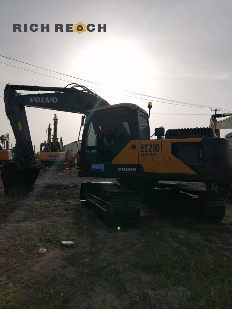 Machine working – 2023 Volvo EC210 excavator $29,300 best price